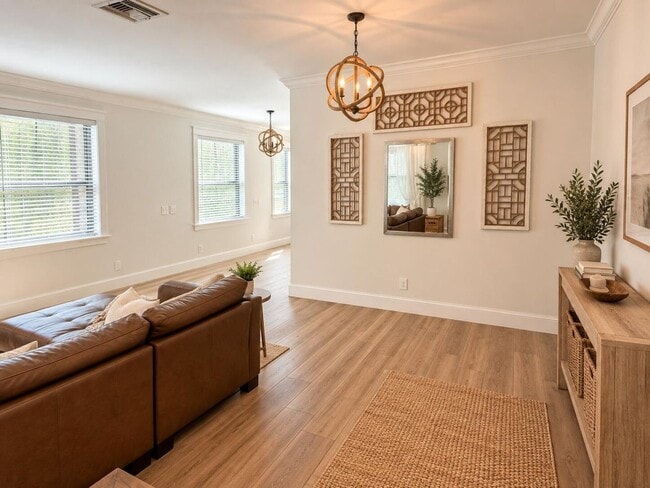 Photo - 605 SW 5TH Avenue 605 House