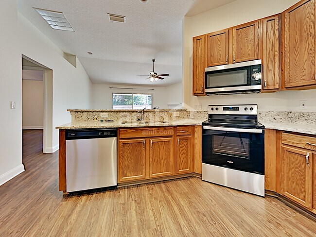 Building Photo - 502 Chinkapin Ct
