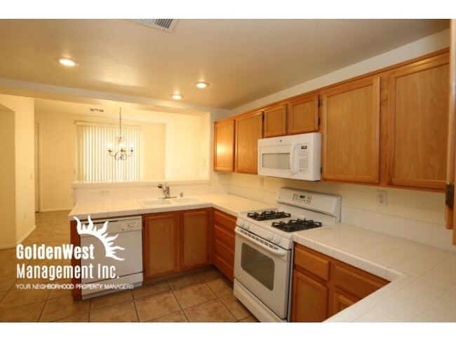 Building Photo - 10220 Delray Beach Ave