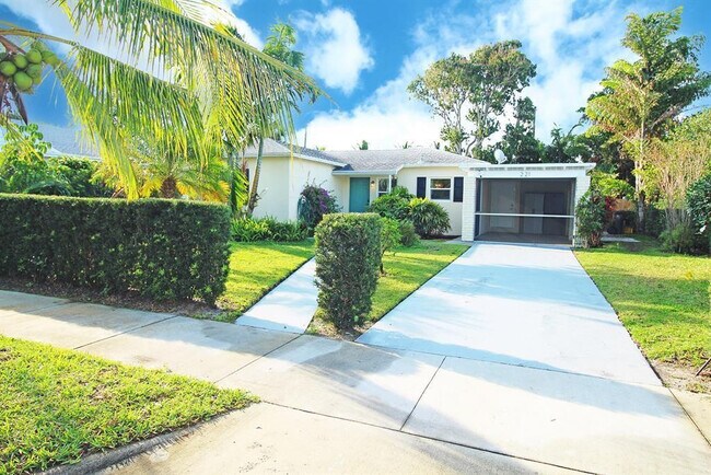 Foto del edificio - 221 Princeton Dr