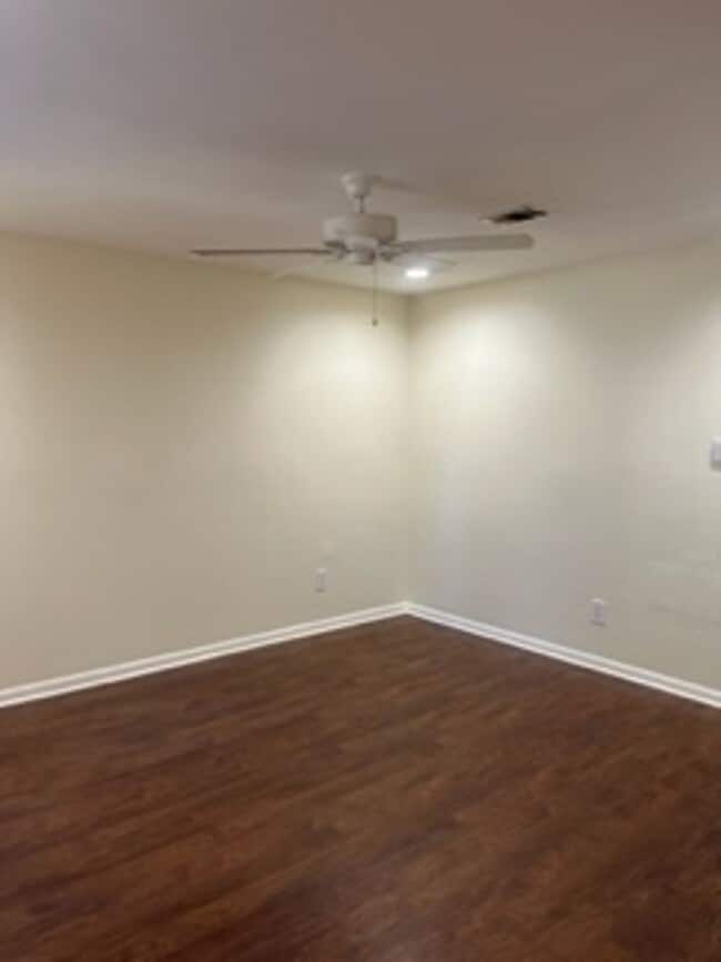 Foto del edificio - Dillon-1214-1216 S 22nd