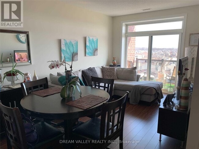 Building Photo - 7325 Markham Rd