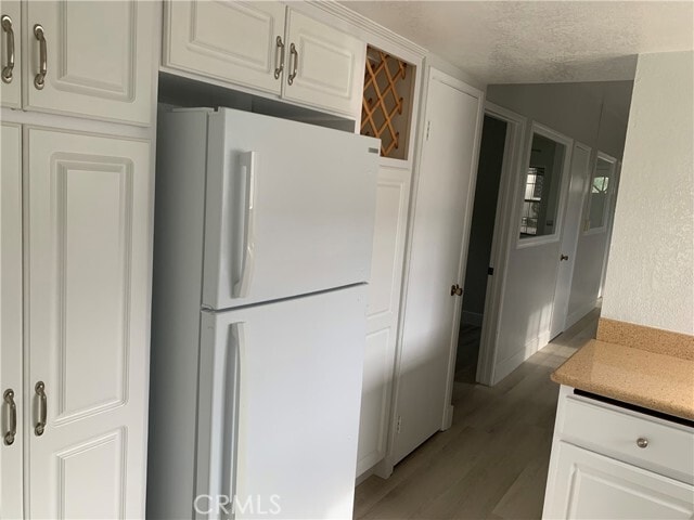 Building Photo - 321 5th St