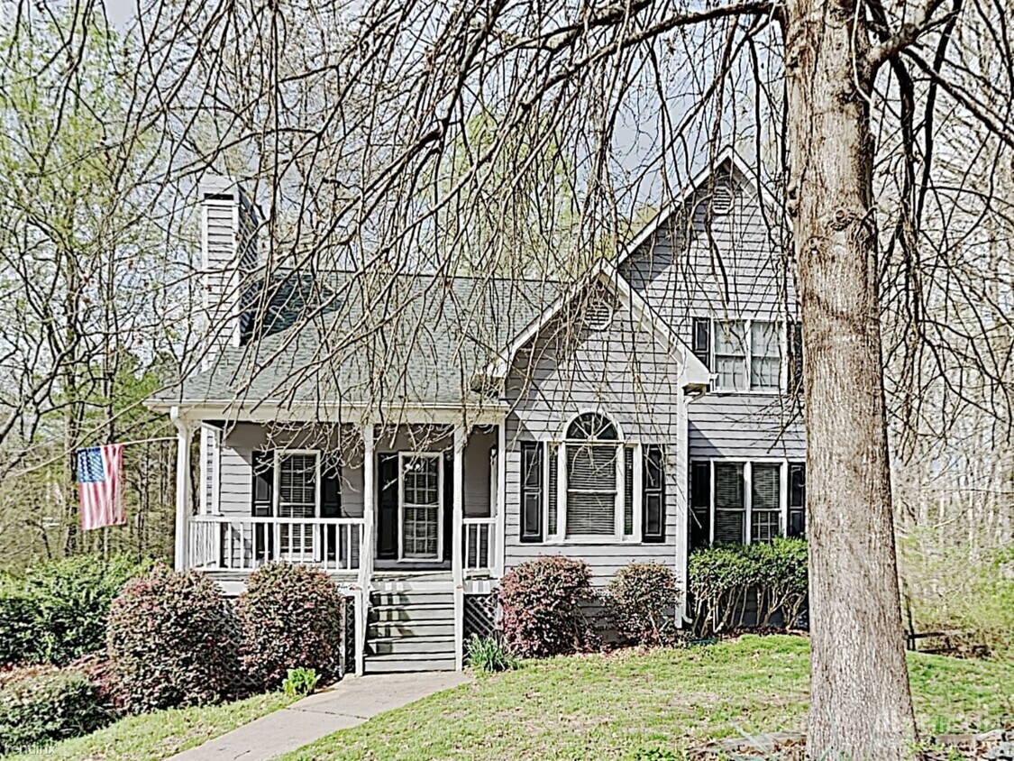 Primary Photo - 127 Edgar Ct
