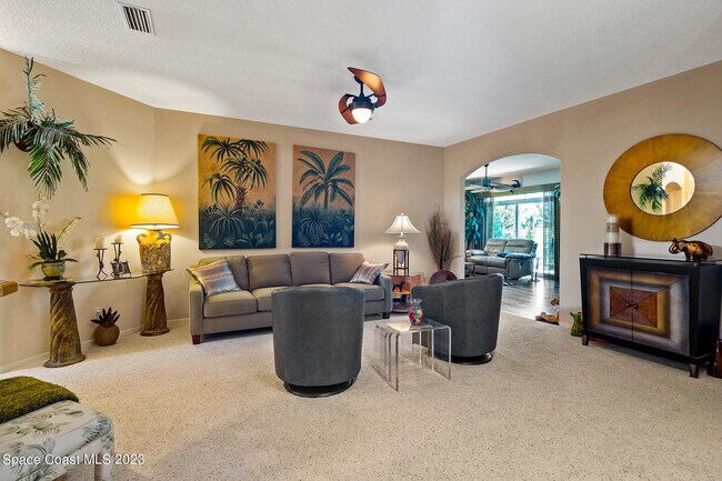 Foto del edificio - 4932 Oaklefe Ct