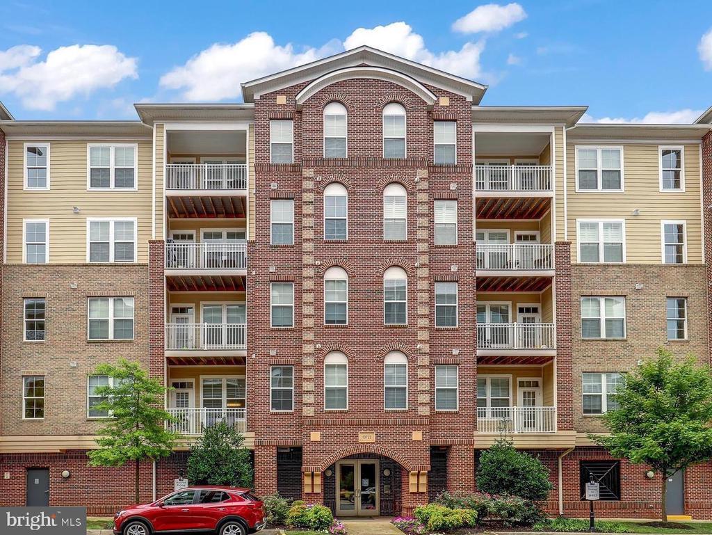 Building Photo - 13723 Neil Armstrong Ave