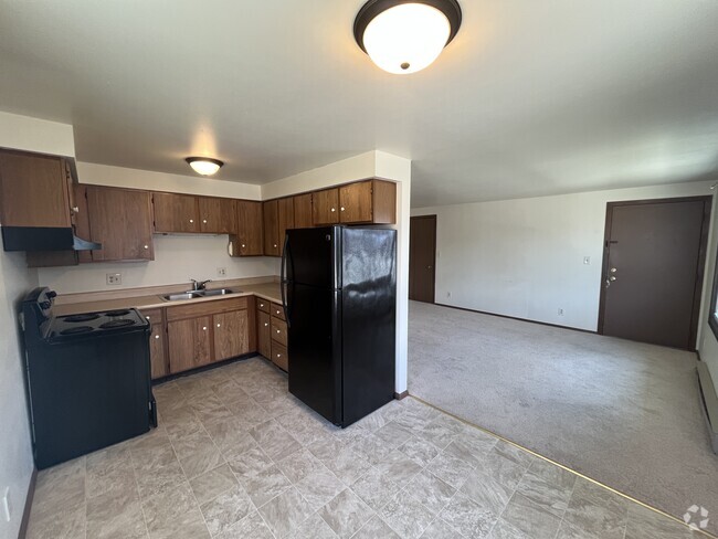 Building Photo - 2412 Camelot Blvd