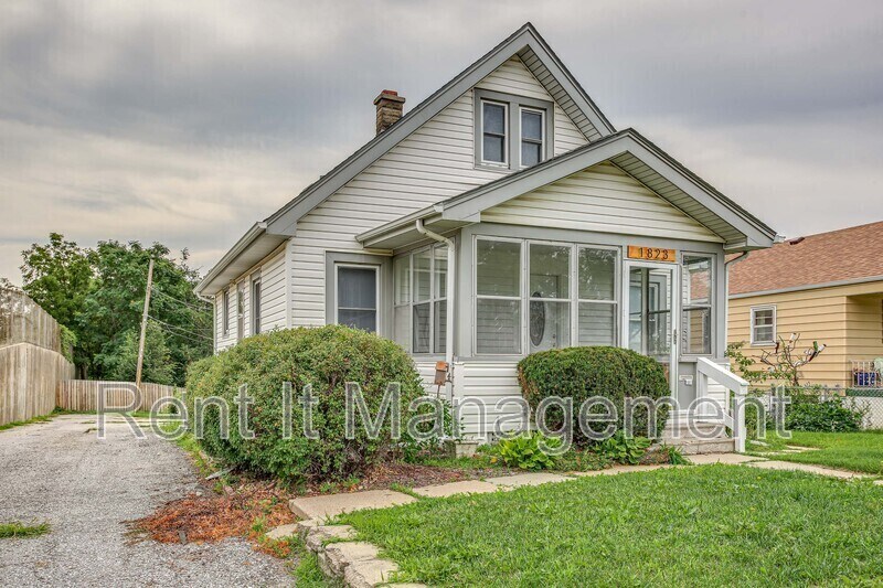 Primary Photo - 1823 S 60th St