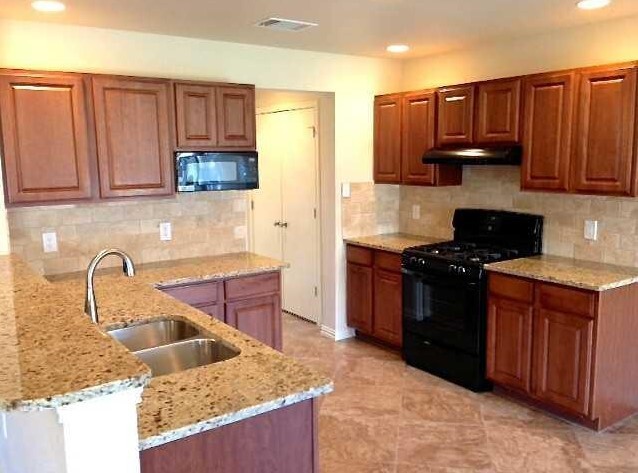 Building Photo - Upgraded Home - Granite Counters - Fenced ...