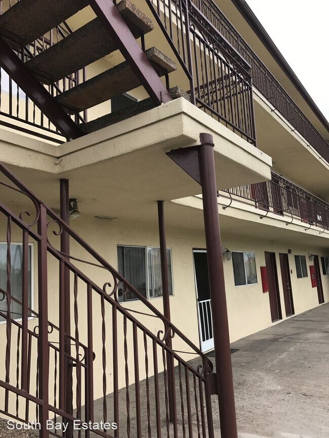 Foto del edificio - 16925 Prairie Ave