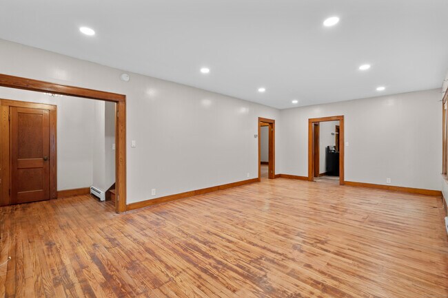 Foto del edificio - 33 Clinton St