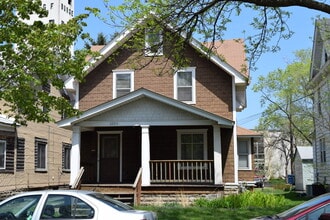 Building Photo - 1225 8th St SE