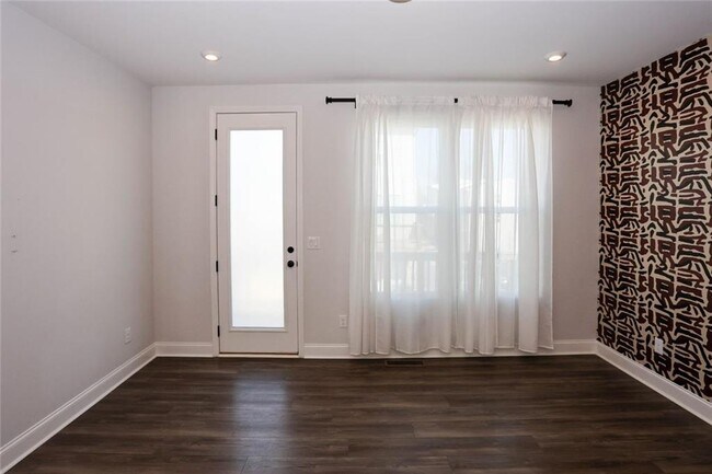 Foto del edificio - 313 Skylar Way SE