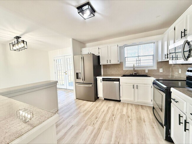 Foto del edificio - Brookside Beauty