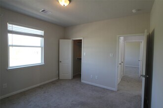 Building Photo - 13911 Aldaco Dr