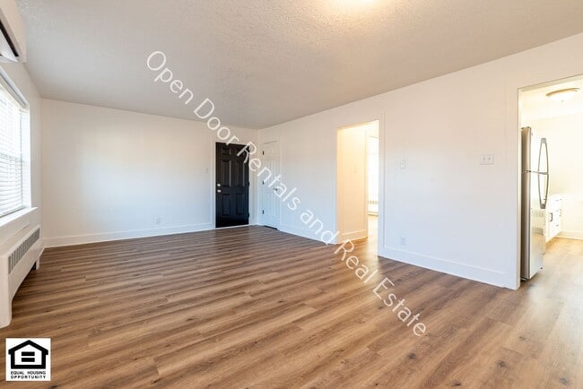 Foto del edificio - 1823 Griswold Dr