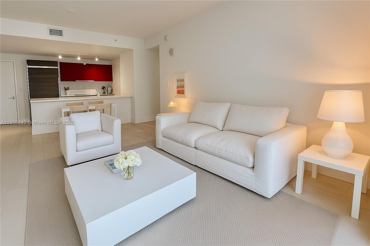 Foto principal - 1100 S Miami Ave