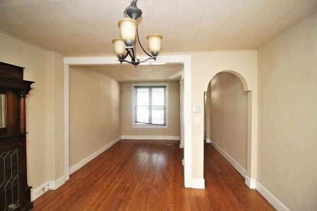 Foto del edificio - 3547 Keswick Rd