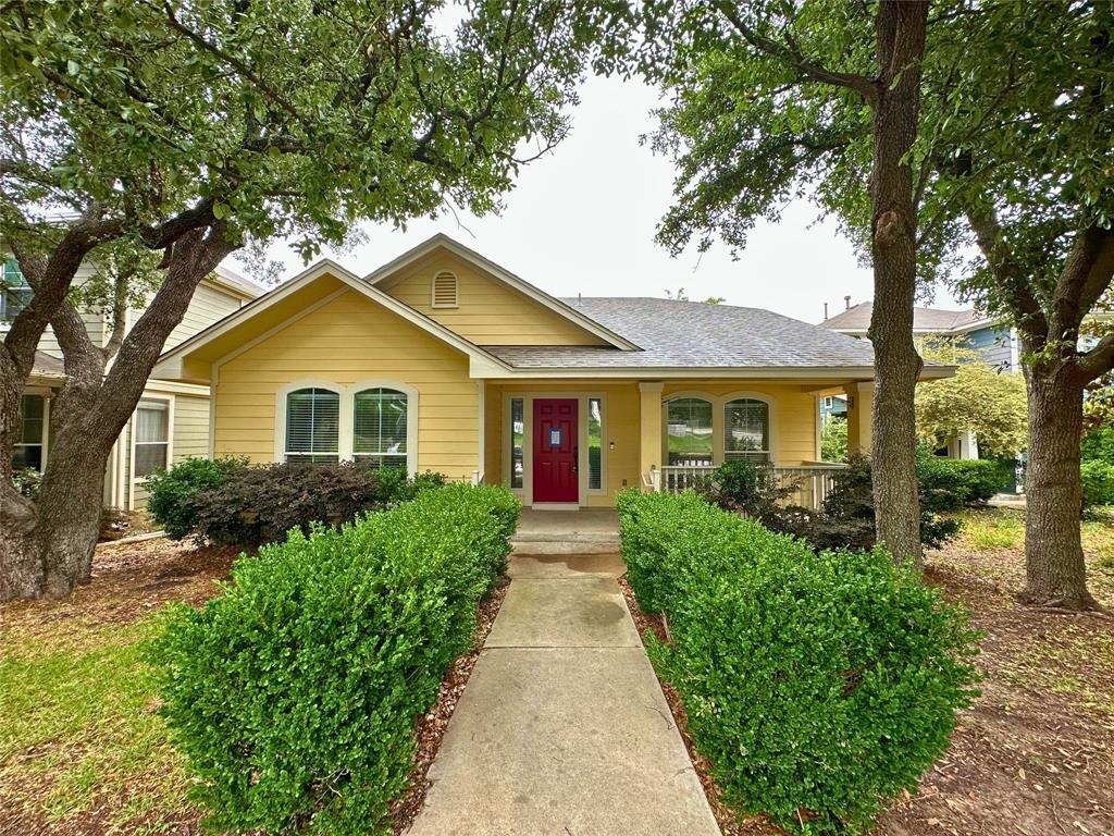 Primary Photo - 1221 Peyton Pl