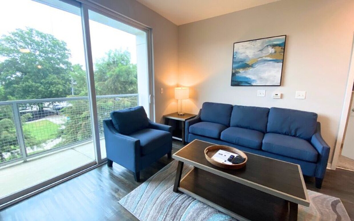 Foto principal - 269 Whitefoord Ave NE