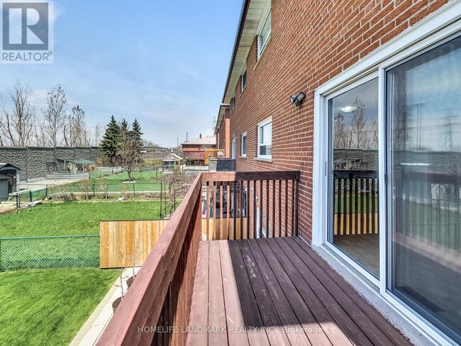 Photo du bâtiment - 219 Shawnee Cir