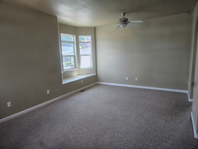 Foto del edificio - Charming Townhouse In Middletown