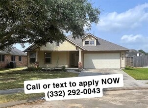 Building Photo - 19403 Wildwood Dr