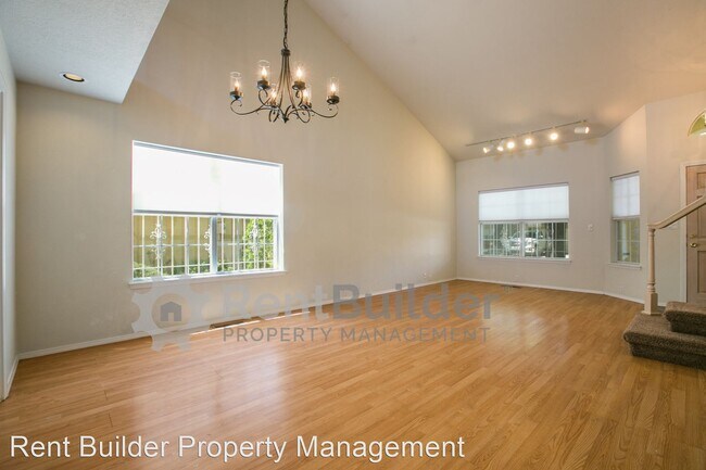 Building Photo - 3 br, 2.5 bath House - 11028 Griffith Park...