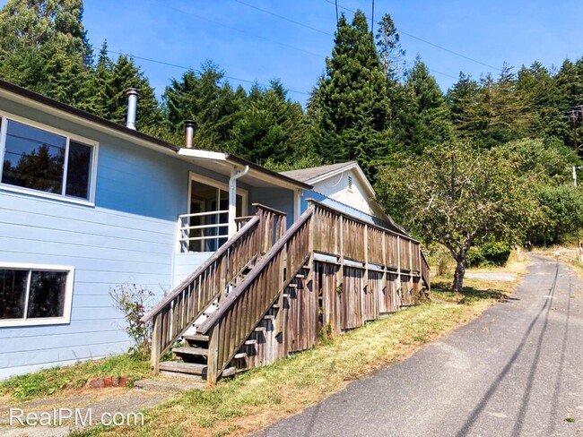 Building Photo - 4 br, 2 bath House - 193 Dana Lane