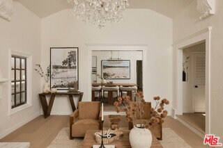 Foto del edificio - 8607 Clifton Wy