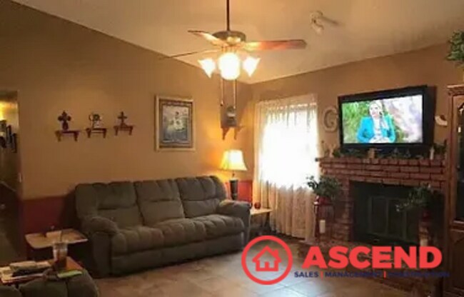 Foto del edificio - Quaint Home Near Pacheco and Stine!