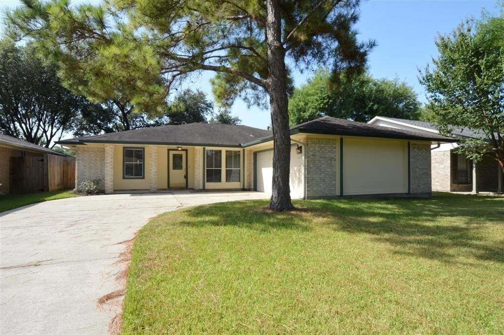 Foto principal - 334 Elder Glen Dr
