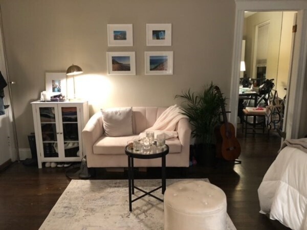 Building Photo - 66 Queensberry St