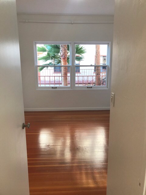 Foto del edificio - 712 W Cedar St
