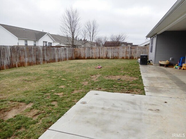 Building Photo - 4433 Candlewick Ln
