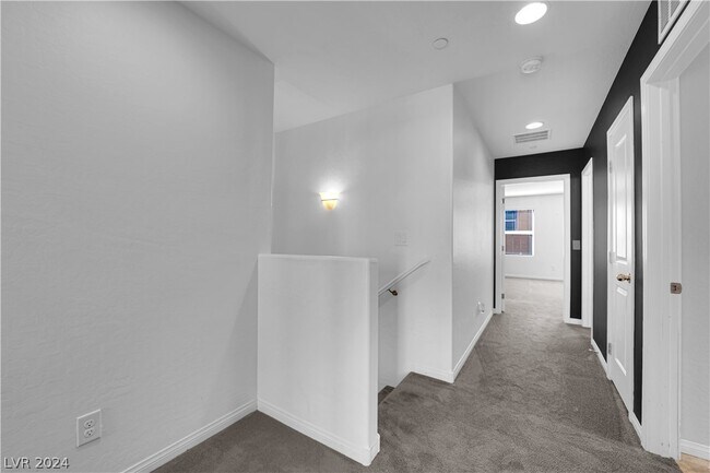 Building Photo - 1304 Jewelstone Cir