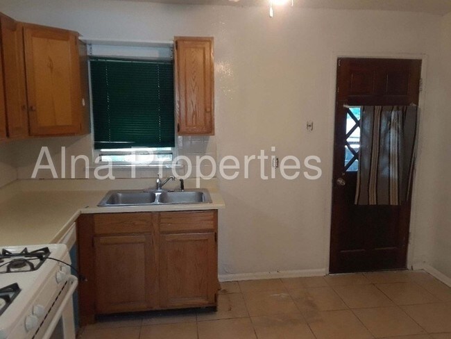Foto del edificio - 422 Dawson Cir
