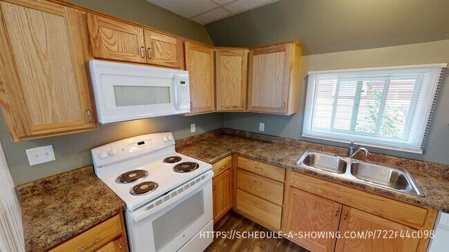 Foto del edificio - 227 W. Michigan-2