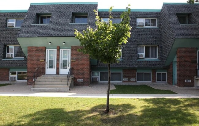 Building Photo - 88 Southpark Dr