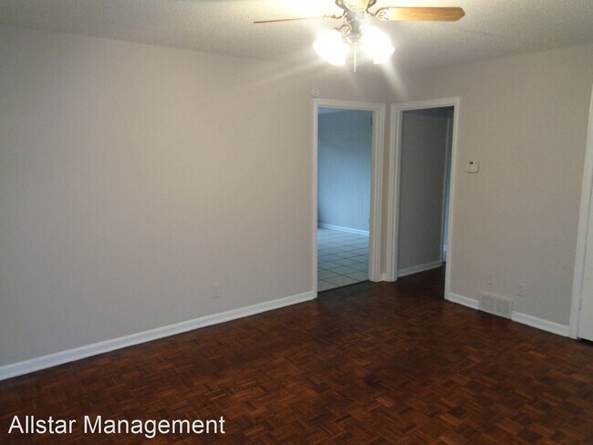 Foto del edificio - 3 br, 1.5 bath House - 1319 Stateline Rd