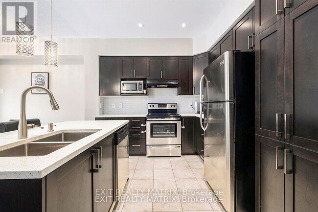 Building Photo - 322 Ballinville Cir