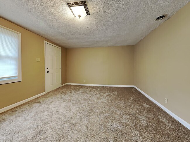 Foto del edificio - 812 W Smith Valley Rd