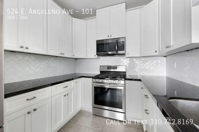 Photo - 524 E. Angeleno Ave-101 Townhome