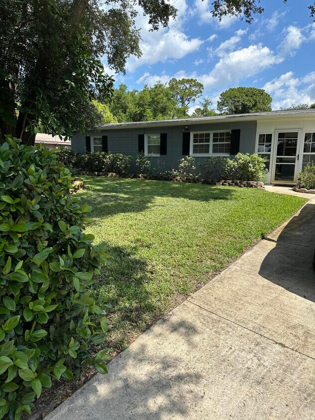 Primary Photo - 832 Gibson St