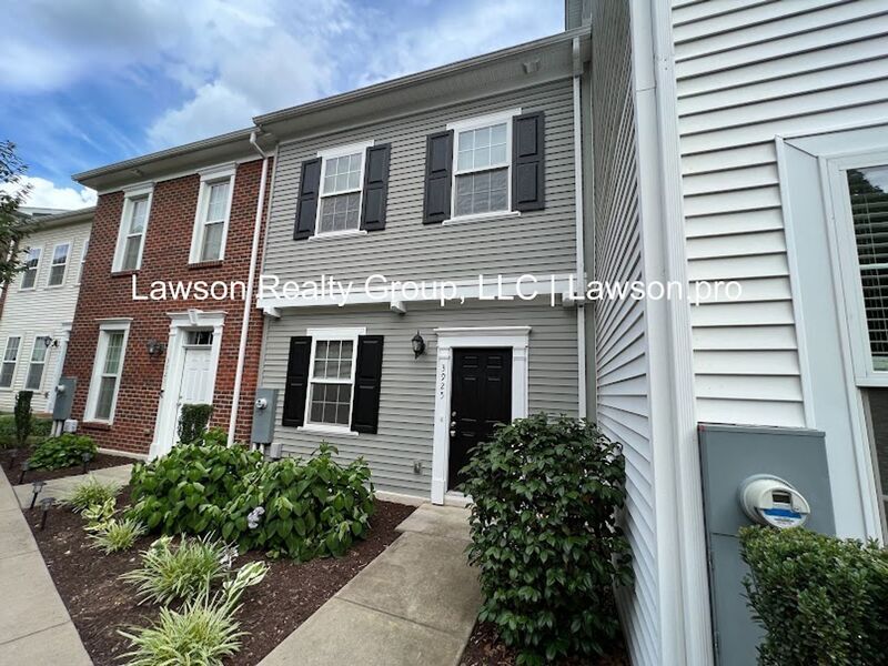 Foto principal - 3925 Colonial Green Cir