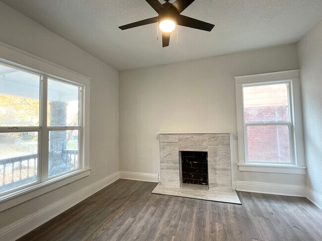 Foto del edificio - 2716 Bales Ave