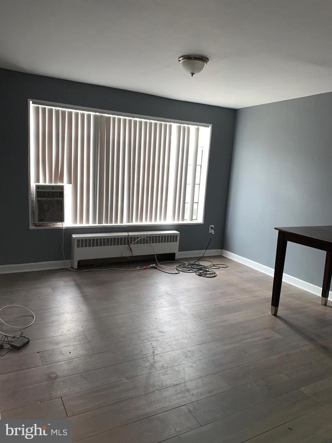 Building Photo - 2400 Good Hope Rd SE