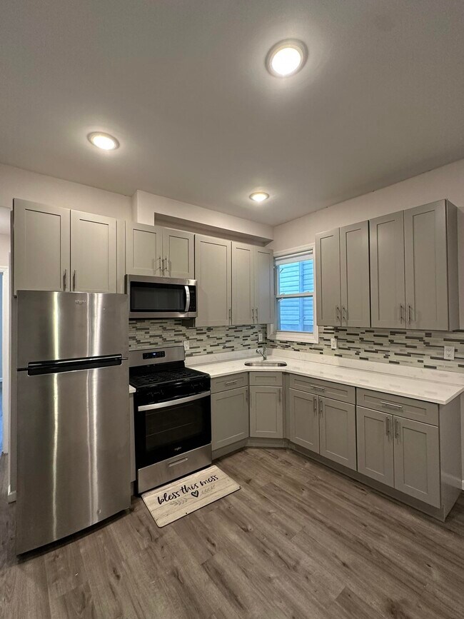 Foto del edificio - 38 Clendenny Ave