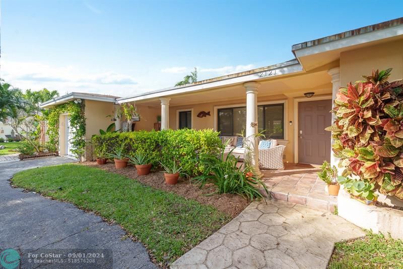 Foto principal - 2121 NE 34th St
