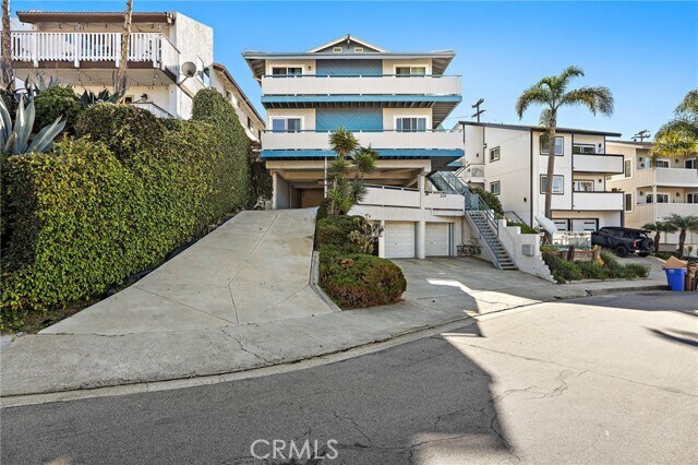 Foto del edificio - 229 W Escalones